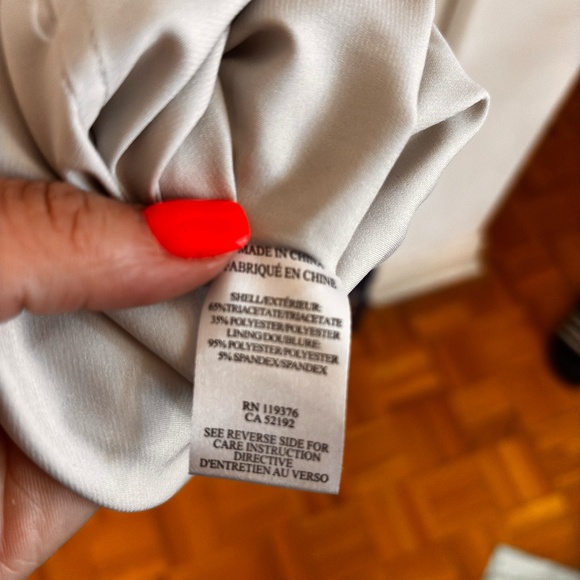 Helmut Lang Dress with pockets beautiful light weight material - Picture 7 of 7